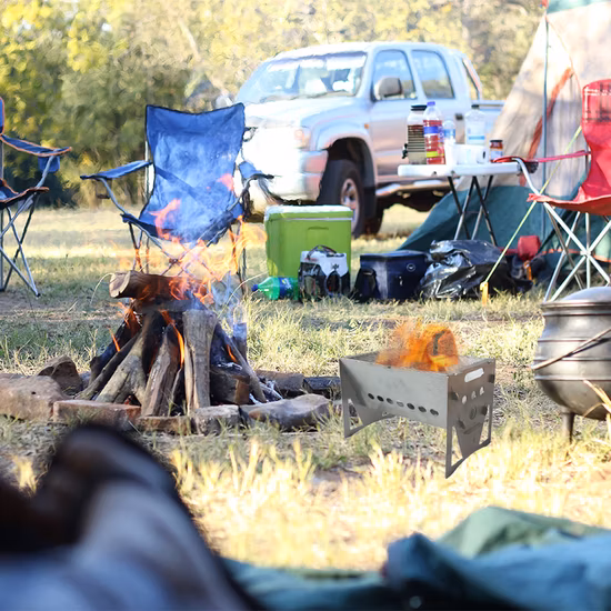 Yakitori Original Charcoal Grill Réchaud de camping à bois pliant le plus léger
